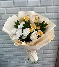 Букет цветов из:  Розы и Хризантемы в Кармаскалы