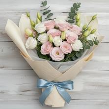 Букет цветов из:  Лизиантусы в Кармаскалы