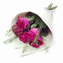 Букет цветов из:  Розы в Кармаскалы