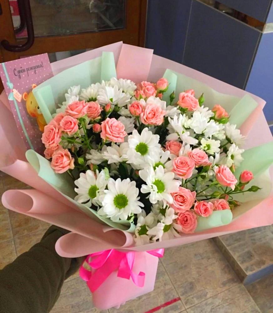 Букет цветов из: Розы и Хризантемы в Кармаскалы