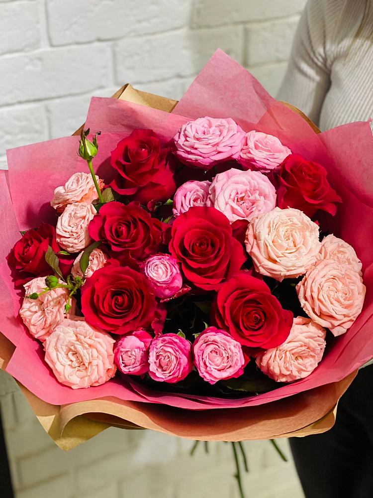 Букет цветов из: Розы в Кармаскалы