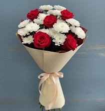 Букет цветов из:  Розы и Хризантемы в Кармаскалы