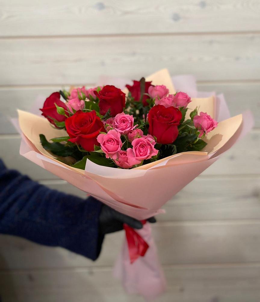 Букет цветов из: Розы в Кармаскалы