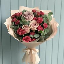 Букет цветов из:  Гвоздики и Розы в Кармаскалы