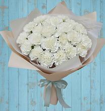 Букет цветов из:  Гвоздики в Кармаскалы